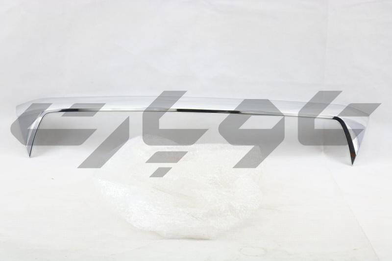 MOULDING, RADIATOR GRILLE