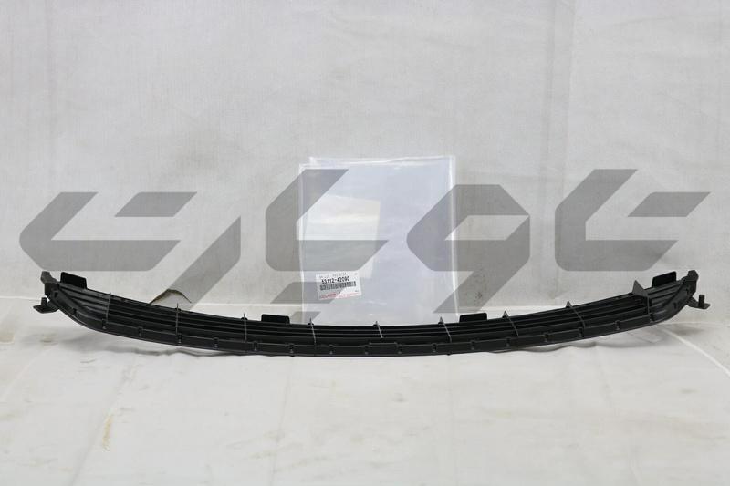 GRILLE, RADIATOR, LOWER NO.1