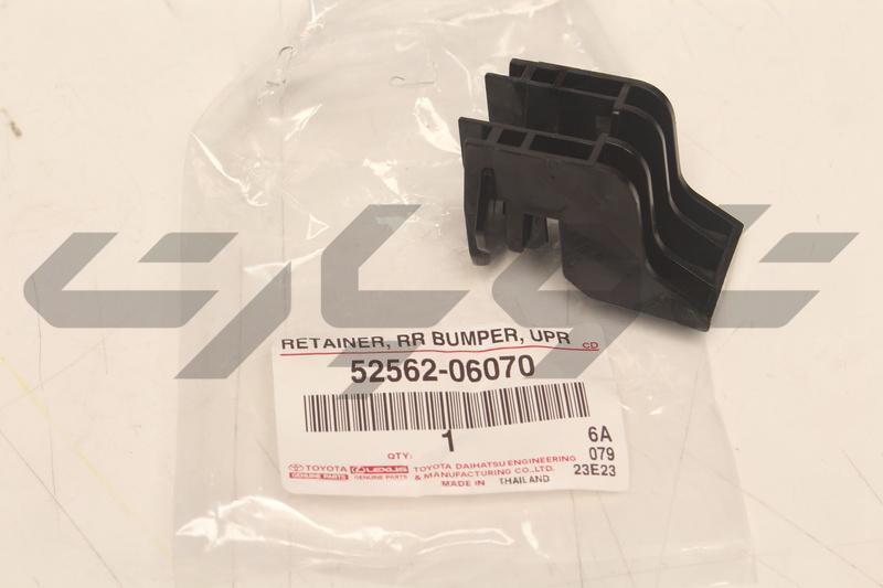 RETAINER, REAR BUMPER, UPPER SIDE