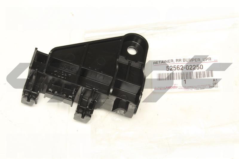 RETAINER, REAR BUMPER, UPPER RH